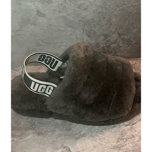 UGG FUR STRAP SLIDES